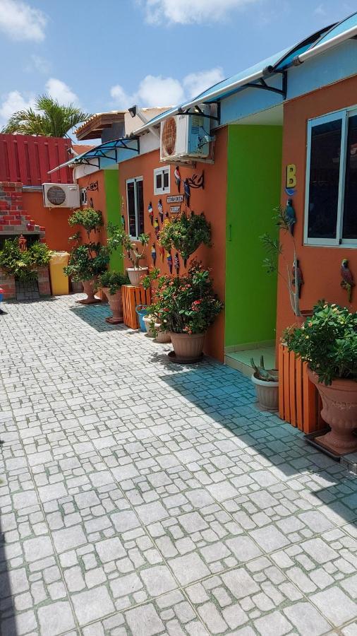 Terrakota Apartments Willemstad Exterior photo